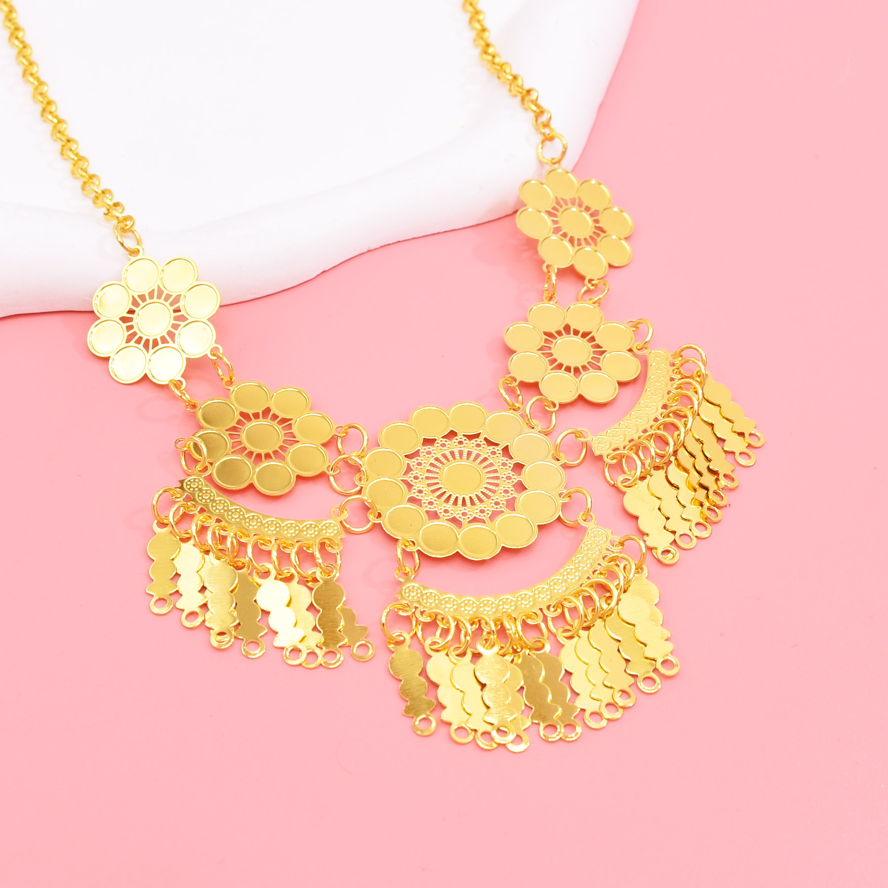 Hollow Carving Flower Pendants - Ethnic Fashion Dubai ulasan dan harga